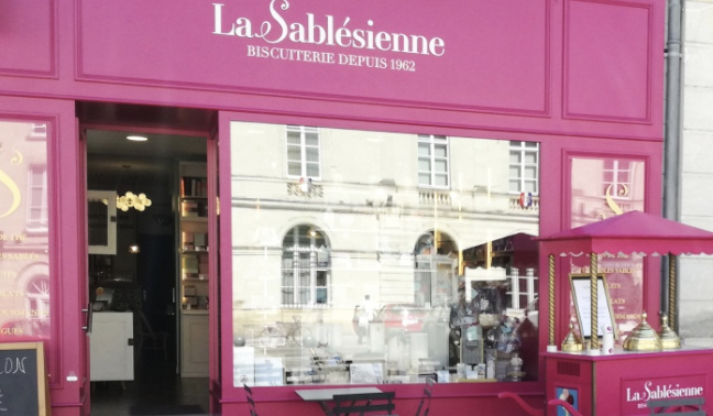 Découvrez notre boutique, pour déguster nos gourmandises... Des biscuits, des meringues, des fondants... Et pleins d'autres choses. 